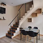 Duplex 4 Personnes 5 Minutes A Pied Du Petit Port Et 10 Minutes De La