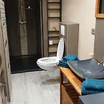 Duplex 4 Personnes 5 Minutes A Pied Du Petit Port Et 10 Minutes De La