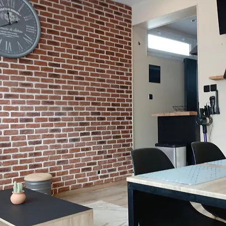 Duplex 4 Personnes 5 Minutes A Pied Du Petit Port Et 10 Minutes De La