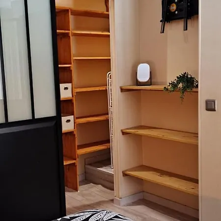 Duplex 4 Personnes 5 Minutes A Pied Du Petit Port Et 10 Minutes De La El Havre