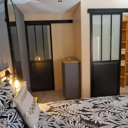 Duplex 4 Personnes 5 Minutes A Pied Du Petit Port Et 10 Minutes De La El Havre