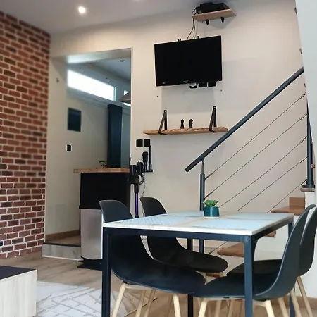 Duplex 4 Personnes 5 Minutes A Pied Du Petit Port Et 10 Minutes De La Apartamento